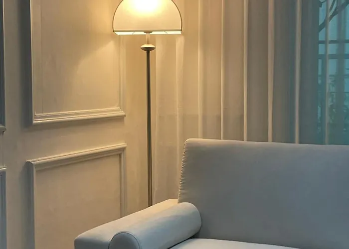 Gangnam Neat & Cozy L Near Station Appartement