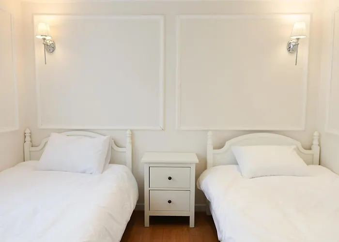 Gangnam Neat & Cozy L Near Station Appartement